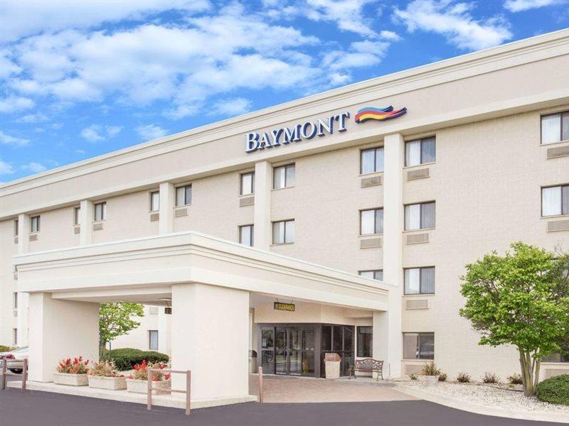 Baymont By Wyndham Janesville Buitenkant foto