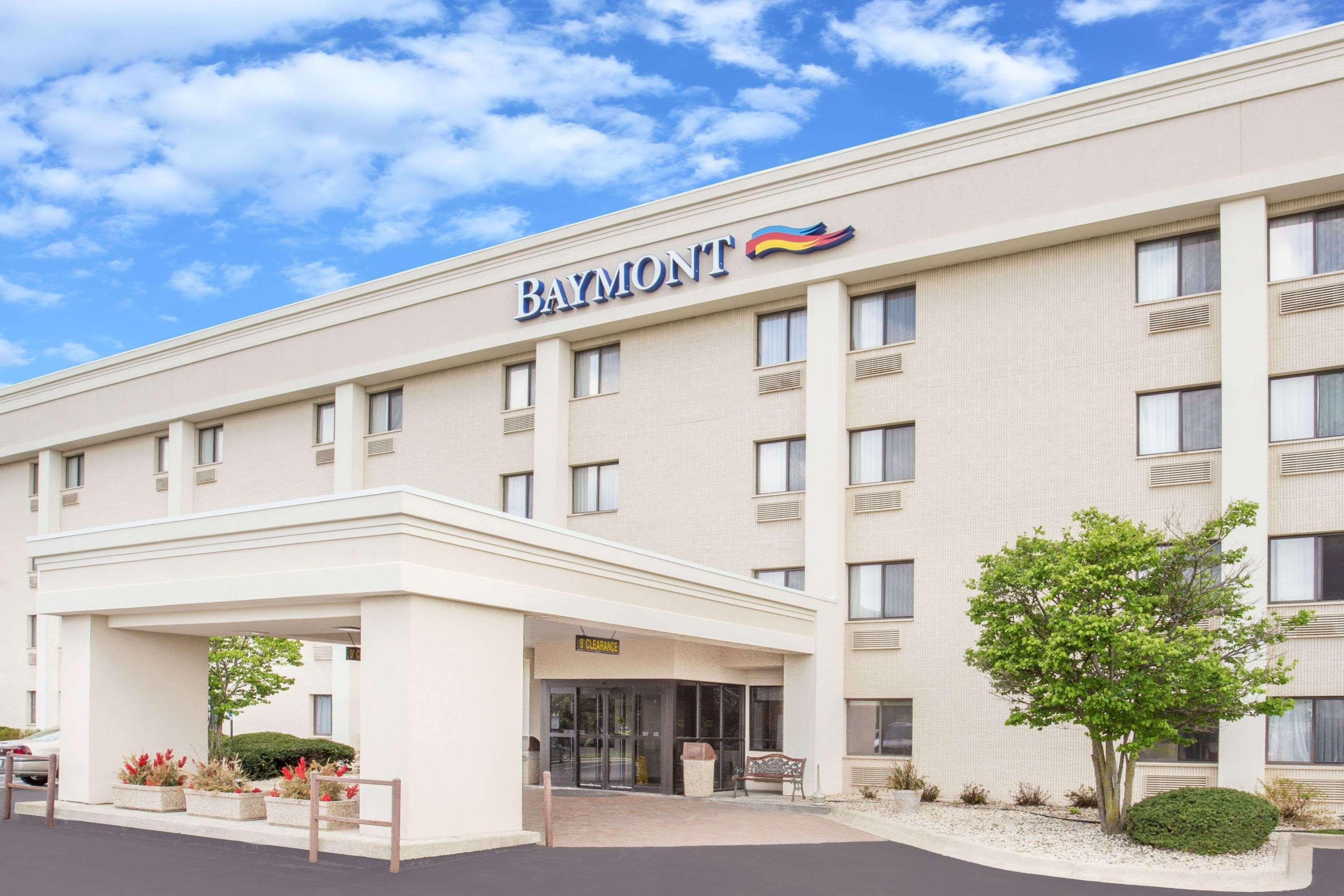 Baymont By Wyndham Janesville Buitenkant foto